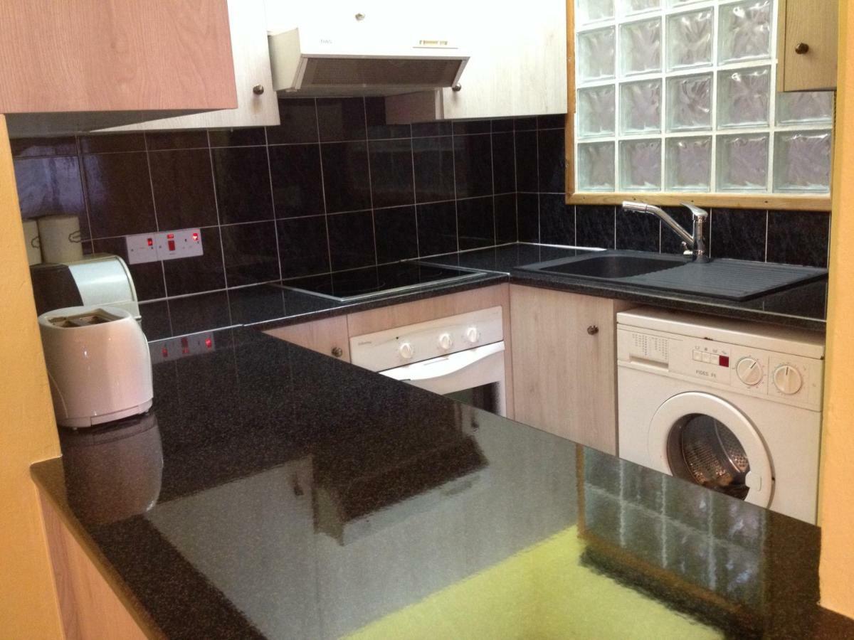 Latchi Holiday Flat Polis Екстер'єр фото
